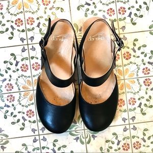 🖤DANSKO TACI HEELS🖤